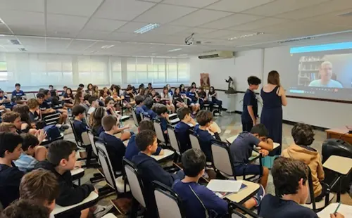 Fala com autor, estudantes do 6º ano